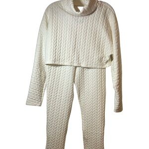 BRAND NEW!!! WHITE Quilted 2PC Cropped Top with Matching Pants